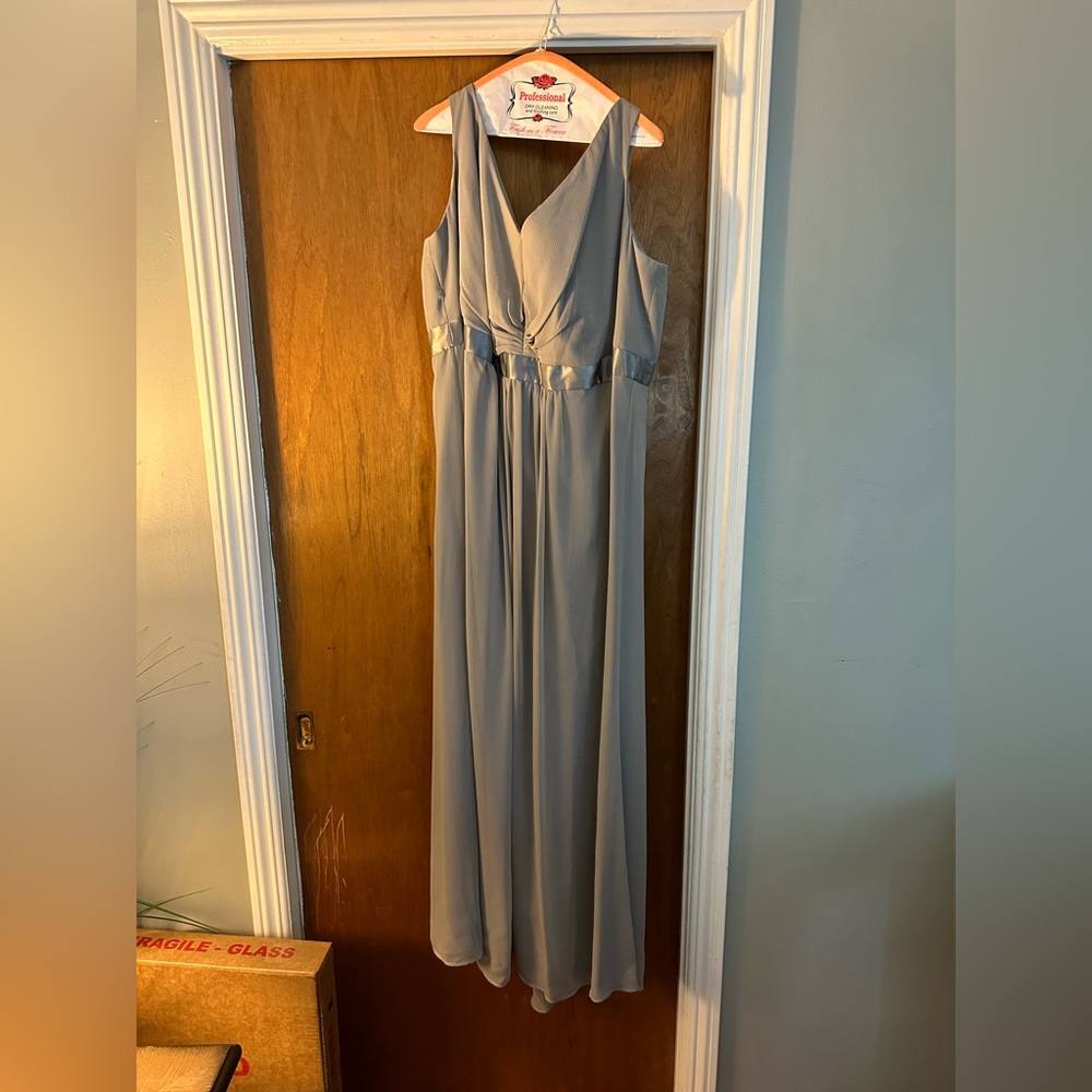 Floor length David’s Bridal grey gown size 24